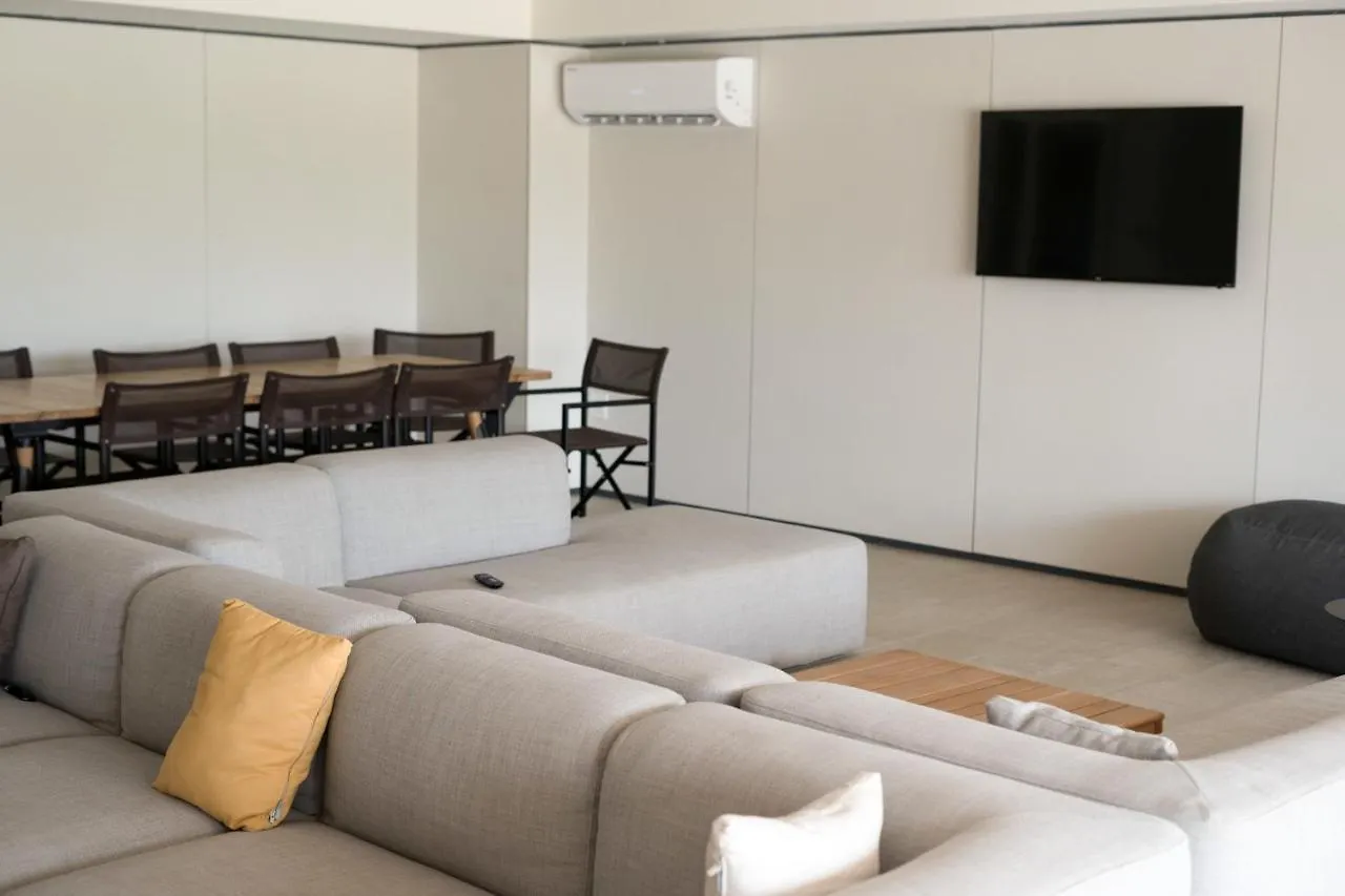 Emerald Apt At Maho Beach